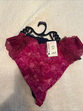 Joyspun Thong Women's Size XXL(20)
Panty Micro Lace Panties 3 Pair Stretchy